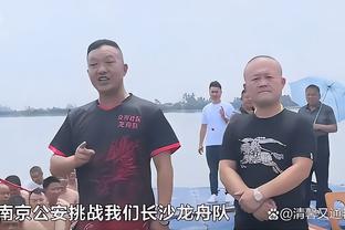 乌度卡：我们的首发一次次冲进对方人堆 替补球员做着相反的事情